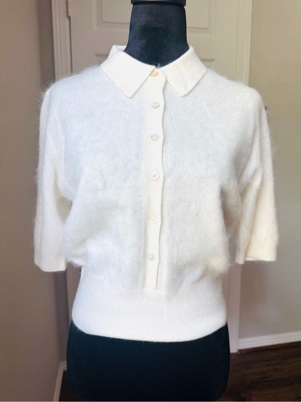 NWT Naked Cashmere Brushed Cashmere Polo Elbow Sleeve Sweater Ivory Ecru M/L - Picture 2 of 14